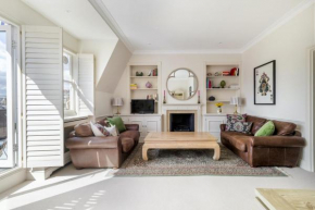 The Baby's Breath 2 bedroom with Patio in Chelsea